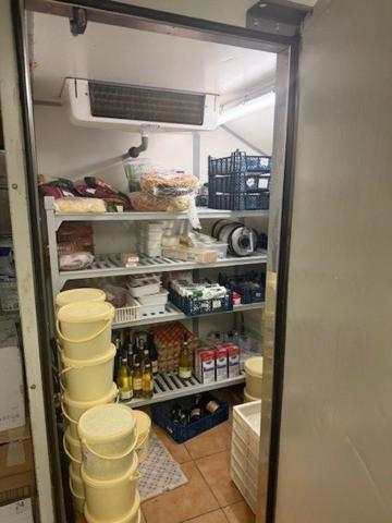 FONDS DE COMMERCE RESTAURANT ITALIEN 120 M2 FOUR A PIZZA A BOIS RUE SAINT LAZARE PARIS 9 EME