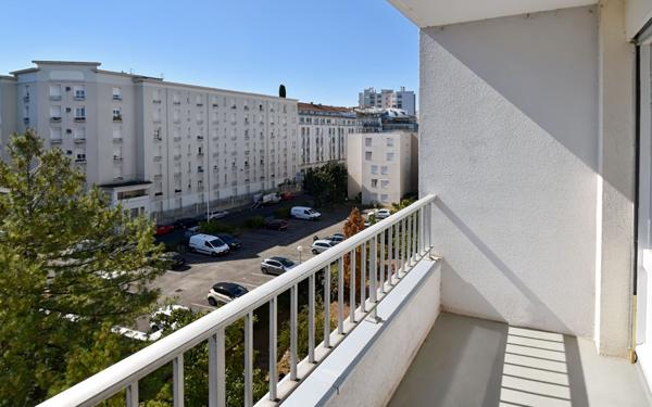 Appartement à louer    2 pièces • 39,16 m2 Lyon 8