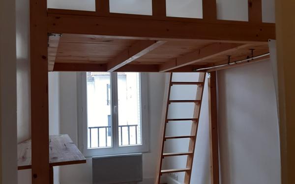 Appartement à louer    2 pièces • 28,93 m2 Issy-les-Moulineaux