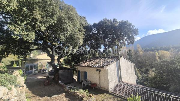 Bastide de 297 m²
