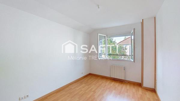 Centre ville de Massy! Vous recherchez une maison sans travaux, bien isolée avec 3 chambres à 10 mn du RER B/C, une visite s'impose!