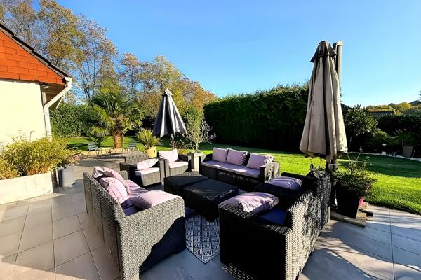 Maison Lesigny 10 pièce(s) 214 m2