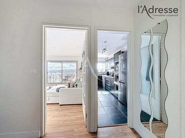Appartement 82m² 4 pièces avec vue panoramique sur Paris et le bois de Boulogne