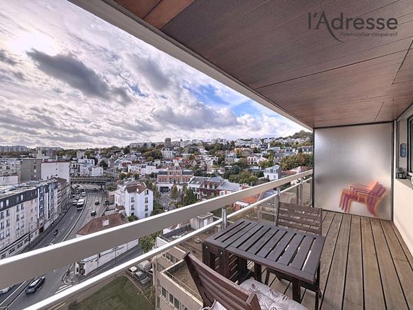 Appartement 82m² 4 pièces avec vue panoramique sur Paris et le bois de Boulogne