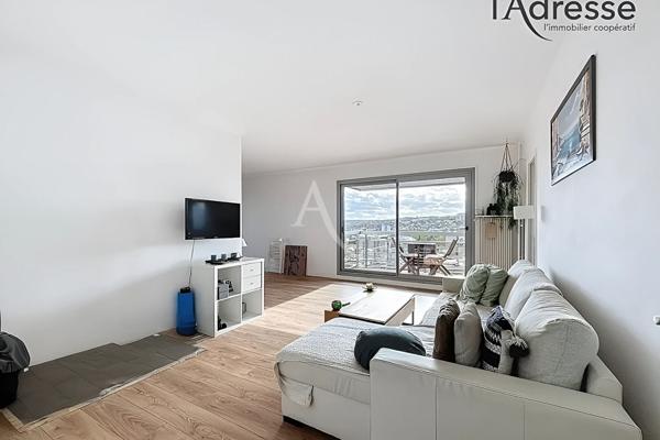 Appartement 82m² 4 pièces avec vue panoramique sur Paris et le bois de Boulogne