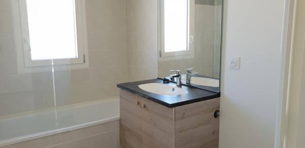 A louer Appartement Marseille 13004  2 pièce(s) 44 m2