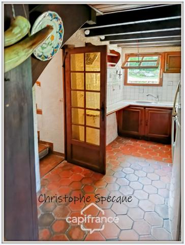 Maison à vendre 8 pièces, grand terrain, garage, PALLADUC (63)