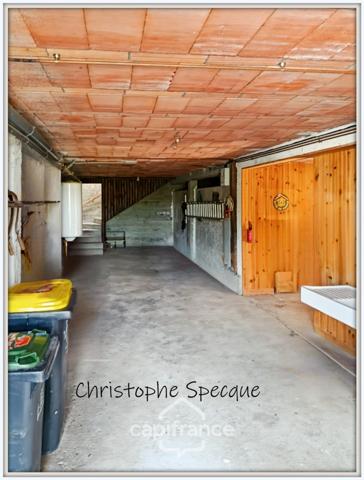 Maison à vendre 8 pièces, grand terrain, garage, PALLADUC (63)