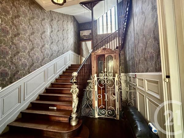 immeuble à vendre  900 m2 PAU - 64