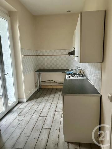 Immeuble à vendre  900 m 2   PAU  - 64