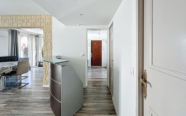 Appartement à louer    3 pièces • 73,59 m2 La Seyne-sur-Mer