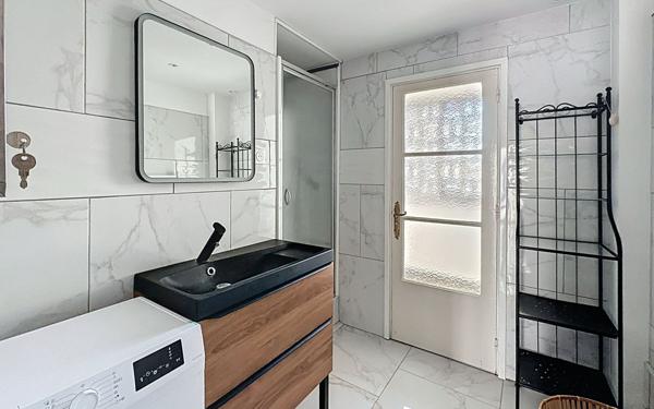 Appartement à louer    3 pièces • 73,59 m2 La Seyne-sur-Mer