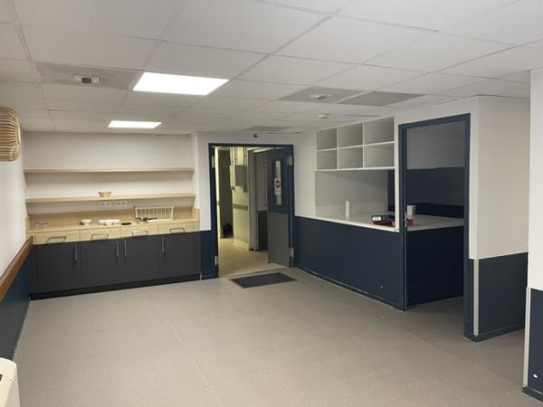 Bureau
         10 pièces
        - 335 m² 399 000 €*