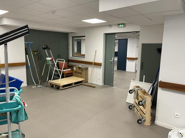 Bureau
         10 pièces
        - 335 m² 399 000 €*