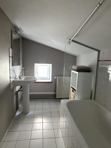 Maison
         20 pièces
        - 300 m² Bien prestige 599 000 € *