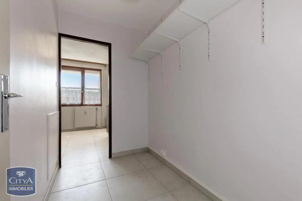 Appartement à vendre 5 pièces 84.58m² Delle (90100)