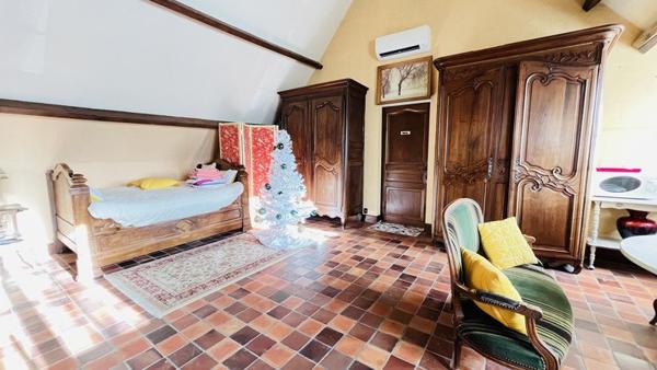 Maison à vendre |  Noyers-sur-Cher |  6 pièces | 217 m²