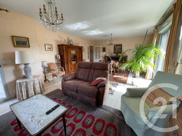 Appartement F3 à vendre  3 pièces - 95,99 m 2   BRIVE LA GAILLARDE  - 19