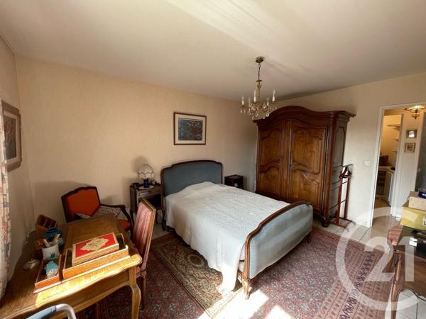 Appartement F3 à vendre  3 pièces - 95,99 m 2   BRIVE LA GAILLARDE  - 19