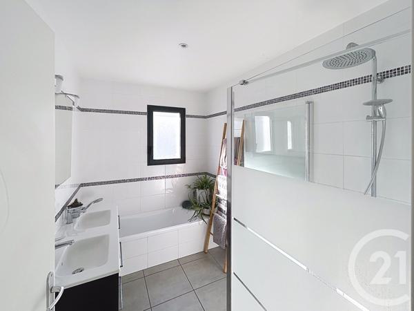 Maison à vendre  5 pièces - 120 m 2   MIOS  - 33