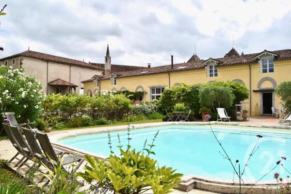 à vendre  70 m2 ST SEVER - 40