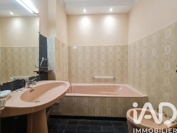 Maison à vendre 5 pièces 226 m² Perpignan