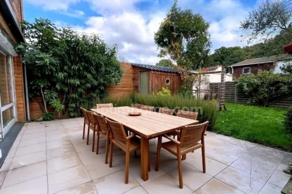 Maison moderne et atypique à Écouen (95) : proche gare - 3 chambres