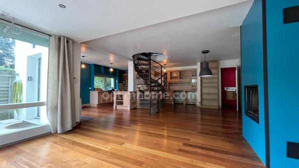 Maison moderne et atypique à Écouen (95) : proche gare - 3 chambres