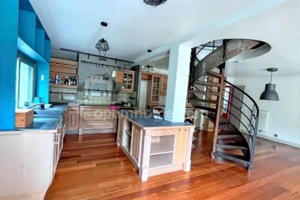 Maison moderne et atypique à Écouen (95) : proche gare - 3 chambres