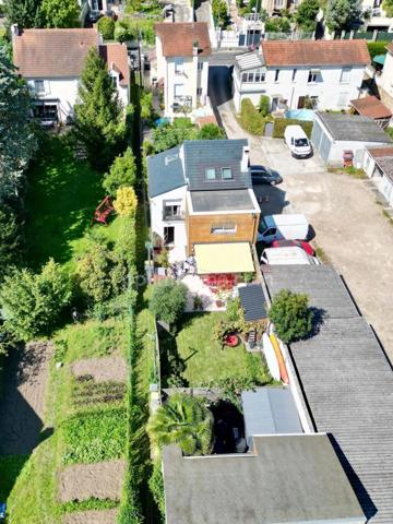 Maison moderne et atypique à Écouen (95) : proche gare - 3 chambres