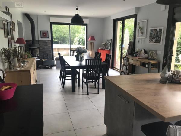 Maison à vendre à Kervignac dans le Morbihan (56700), ref : 56083-978