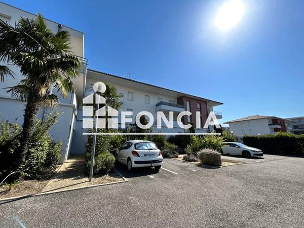 Location Appartement 3 pièces 61.8 m² - 7 QUATER RUE PAUL BEME Le Passage 47520