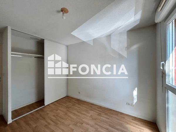 Location Appartement 3 pièces 61.8 m² - 7 QUATER RUE PAUL BEME Le Passage 47520