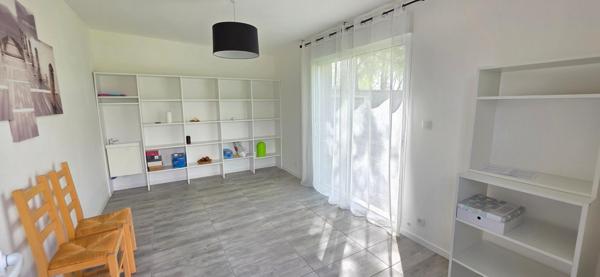 Maison 125m² sans travaux, 3 chambres, 3000m² de terrain.