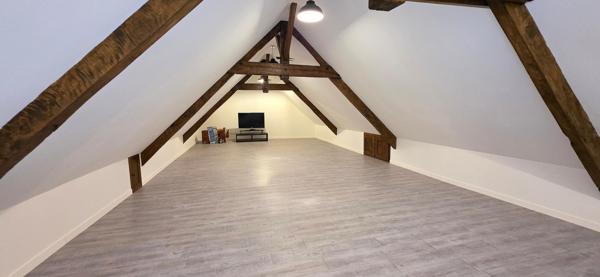 Maison 125m² sans travaux, 3 chambres, 3000m² de terrain.