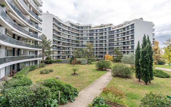 Appartement à vendre    3 pièces • 68,51 m2 Saint-Maurice