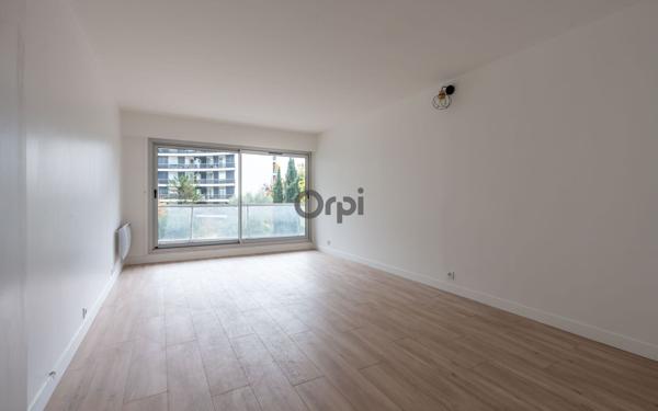 Appartement à vendre    3 pièces • 68,51 m2 Saint-Maurice