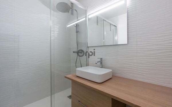 Appartement à vendre    3 pièces • 68,51 m2 Saint-Maurice