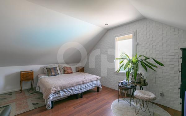 Maison à vendre    6 pièces •  Marolles-en-Brie