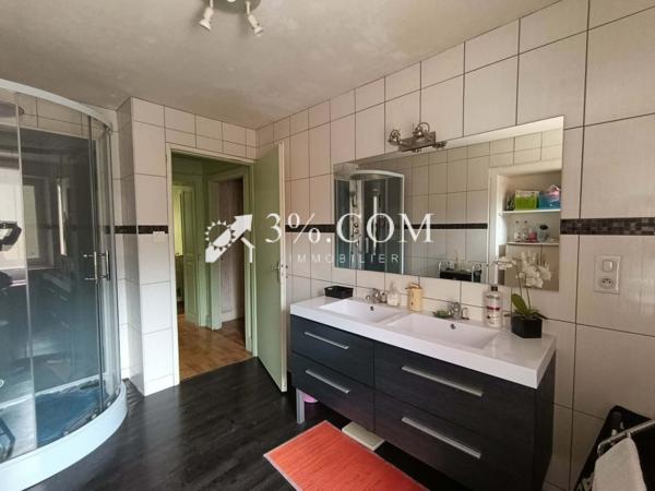 Maison de village 6 pièce(s) 3 chambre(s) 119 m²