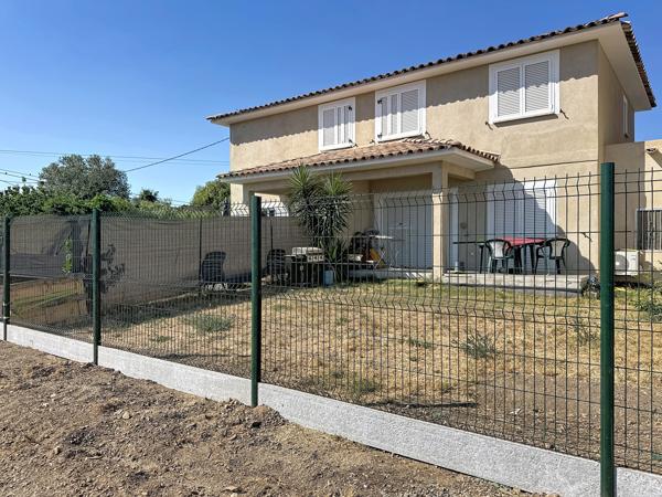 Duplex T3 avec jardin privatif - 2 parkings - Proche des plages – 249 000 €