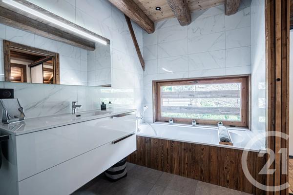 Maison à vendre  6 pièces - 230 m 2   ST GERVAIS LES BAINS  - 74