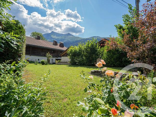 Maison à vendre  6 pièces - 230 m 2   ST GERVAIS LES BAINS  - 74