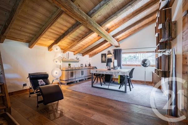 Maison à vendre  6 pièces - 230 m 2   ST GERVAIS LES BAINS  - 74