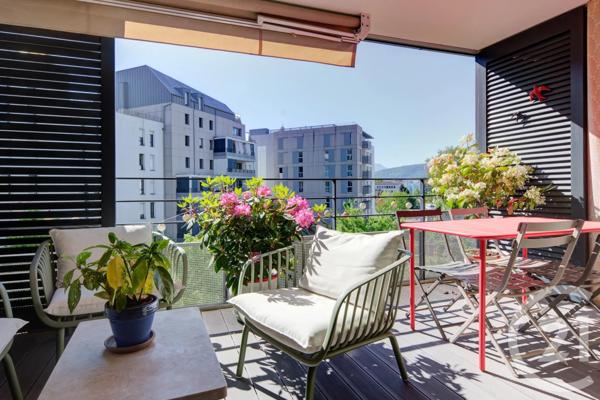 Appartement T3 à vendre  3 pièces - 69,21 m 2   ANNECY  - 74