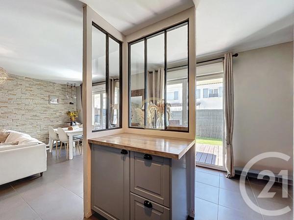 Maison à vendre  3 pièces - 67 m 2   ENTRESSEN  - 13