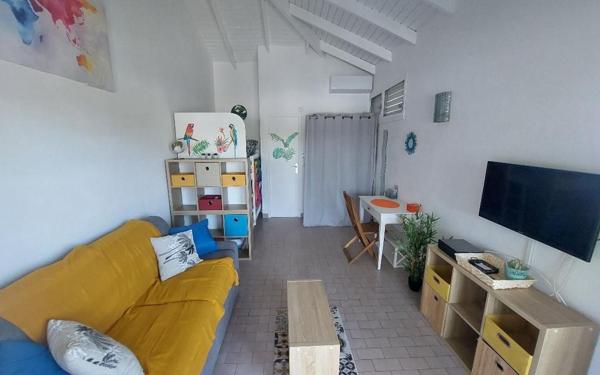 Appartement à vendre    1 pièce • 19,20 m2 Sainte-Anne