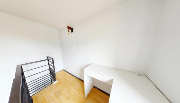 Appartement DERNIER ETAGE T3 61m2 en Triplex + Terrasse de 55m2 Grenoble-Saint Martin d'hères