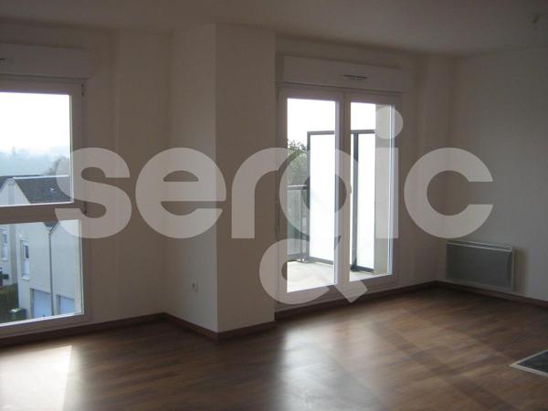 Location 3 Pieces 66 80000 Amiens 25 1087 01 0092