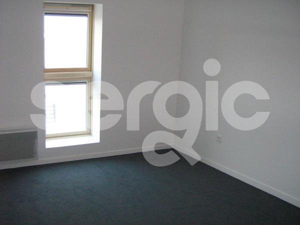 Location 3 Pieces 66 80000 Amiens 25 1087 01 0092